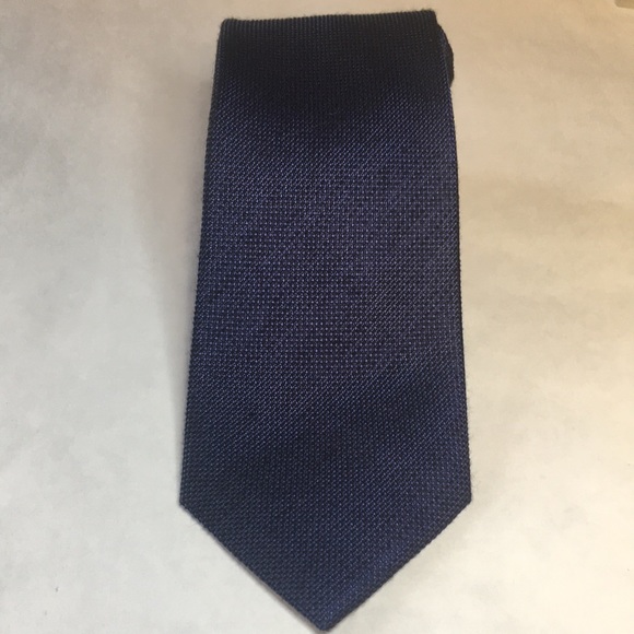 Calvin Klein blue with black weave silk and viscose tie. Like New - Picture 3 of 10